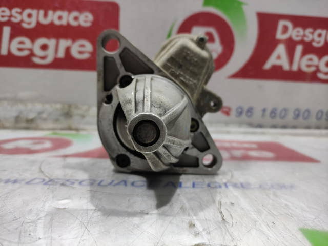 D6RA81 Honda