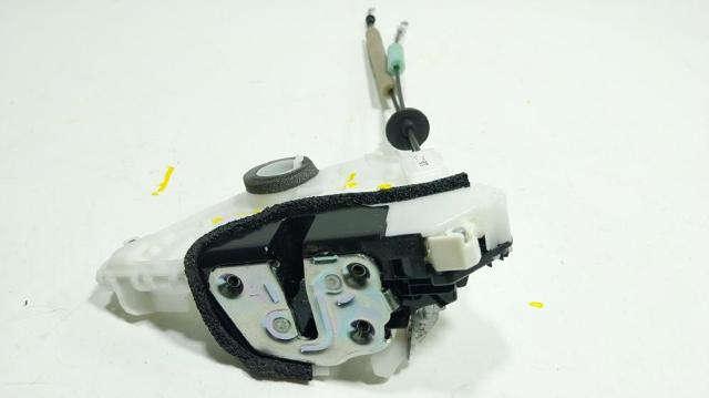Fecho da porta dianteira esquerda para Mazda CX-30 DM