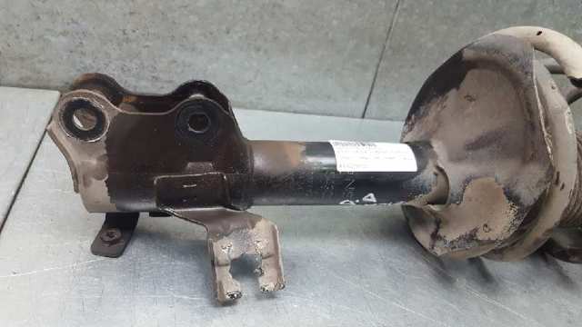 Amortecedor dianteiro direito E43025M425 NISSAN