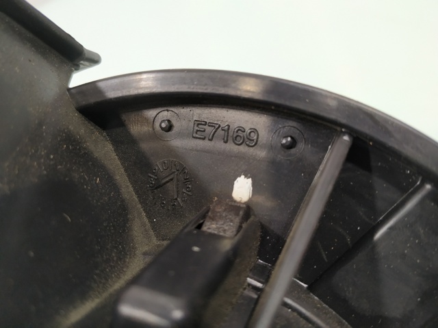 E7169 VAG