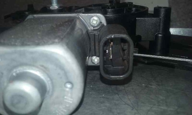 ES51B23200BA Ford