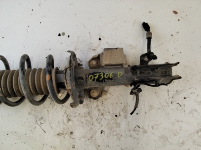 Amortecedor dianteiro direito EY1618045FA FORD