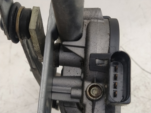 Trapézio de limpador pára-brisas F00S2S2698 MAZDA