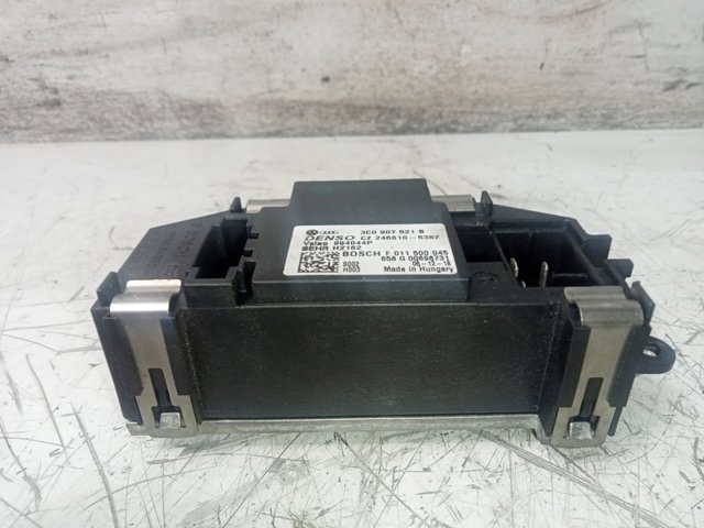 F011021936 VAG