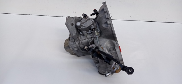 Caixa de Mudança montada (caixa mecânica de velocidades) F13C418 OPEL
