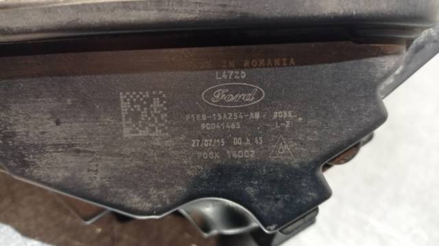 Luzes de nevoeiro esquerdas F1EB15A254AB FORD