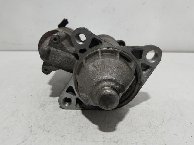 F7RU11000AA Mazda