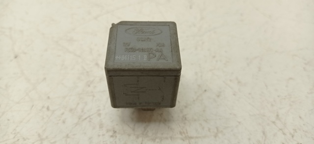 Relê das velas de incandescência F80B14B192AA FORD