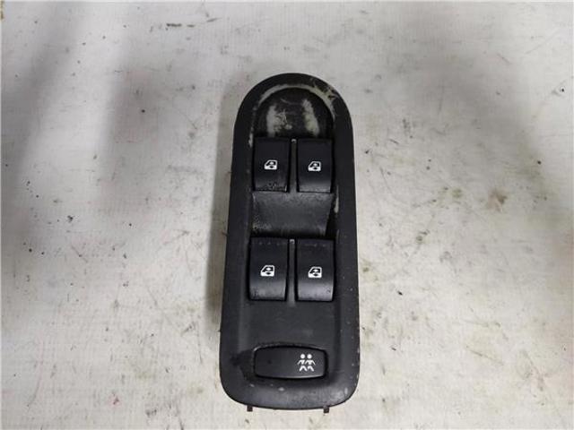 F9QB8 Renault (RVI)
