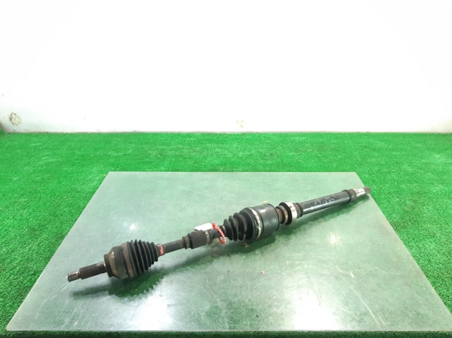 Semieixo (acionador) dianteiro direito FG0525500D MAZDA