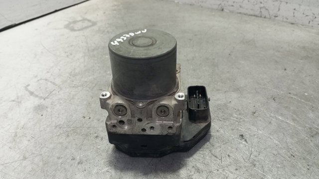 GAM7437A0 Mazda