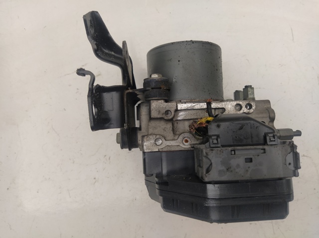 GAM7437A0 Mazda