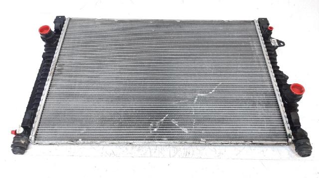 Radiador de esfriamento de motor GJ328005BB LAND ROVER