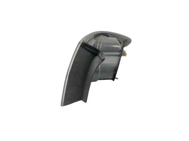 Lanterna traseira esquerda externa GJ6A51180E MAZDA