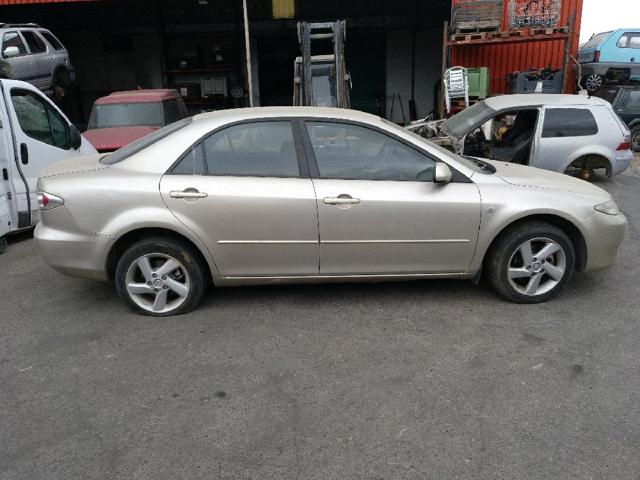 Porta dianteira direita GJYE5802XP MAZDA