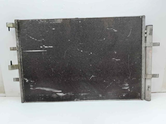 Radiador de esfriamento de motor GK218C342BC FORD