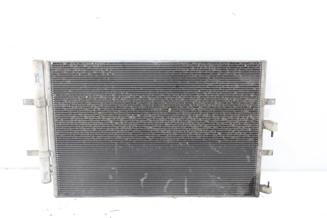 Radiador de esfriamento de motor GK218C342BC FORD