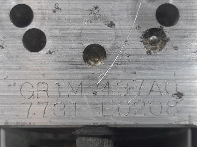 GR1M437A0 Mazda