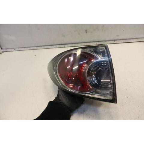 Lanterna traseira esquerda externa GR4B51160A MAZDA