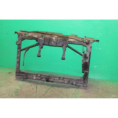 Suporte do radiador montado (painel de montagem de fixação das luzes) GS1D53110A MAZDA