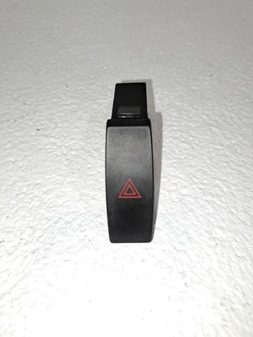 Botão de ativação do sinal de emergência GS1D664H0A MAZDA