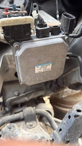 GS1D67880F Mazda