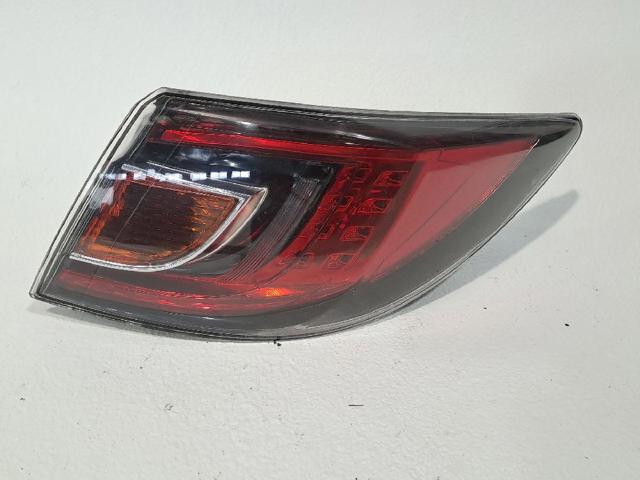 Lanterna traseira direita externa GS1F51150K MAZDA