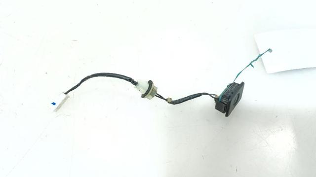 GS2A676S0 Mazda