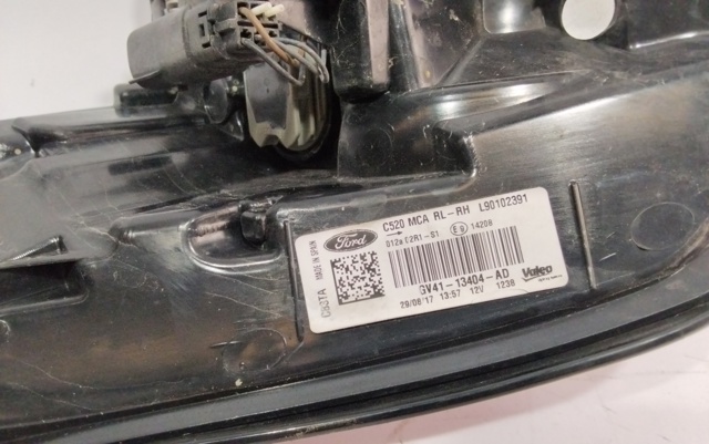 Lanterna traseira direita externa GV4113404AD FORD