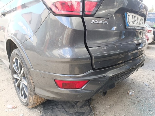 Pára-choque traseiro, parte central GV4J17D781SAPRAA FORD