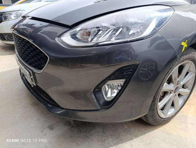 Tampão dianteira do pára-choque do gancho de reboque para Ford Fiesta 