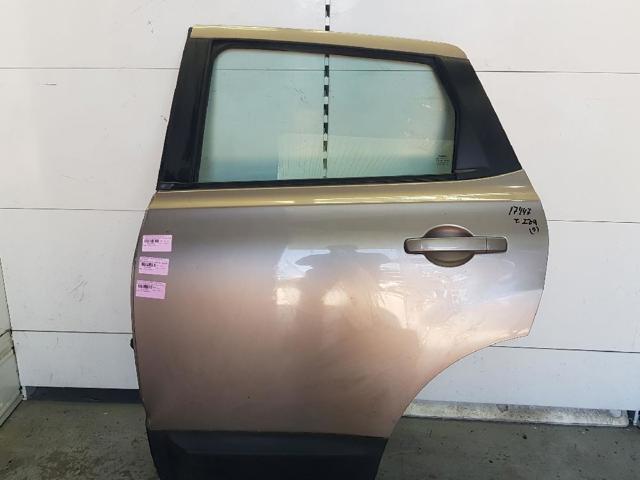 Porta traseira esquerda H2101JD0MC NISSAN
