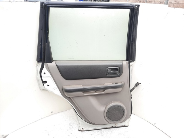 Porta traseira esquerda H210A8H7MA NISSAN