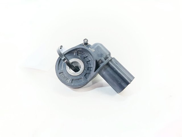 HS7T14B006AA Ford