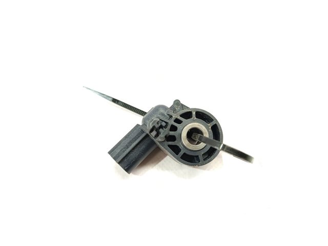HS7T14B006AA Ford