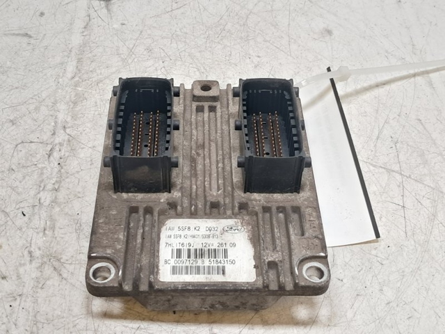 IAW5SF8K2 Ford