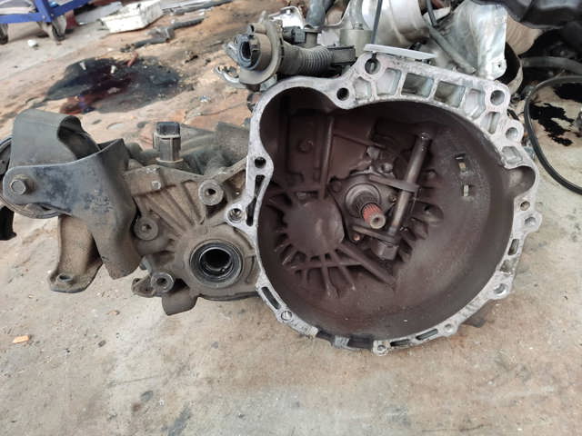 Caixa de Mudança montada (caixa mecânica de velocidades) J41973 HYUNDAI