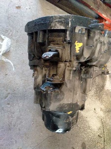 JB1923 Renault (RVI)