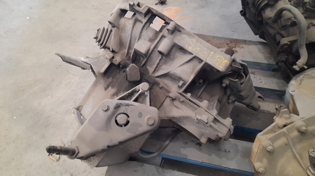 JB1948 Renault (RVI)