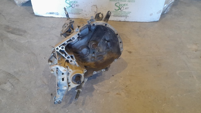 Caixa de Mudança montada (caixa mecânica de velocidades) JB3928 RENAULT