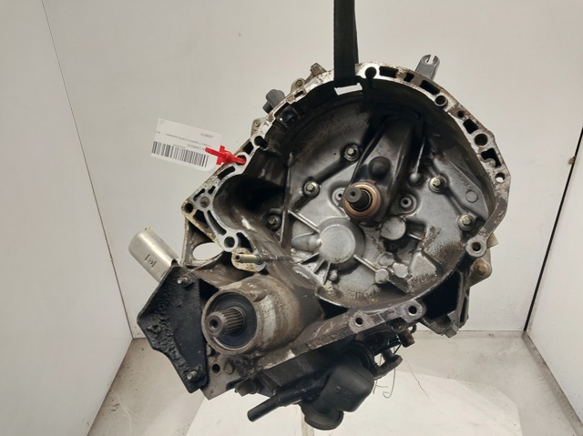 JB3974 Renault (RVI)