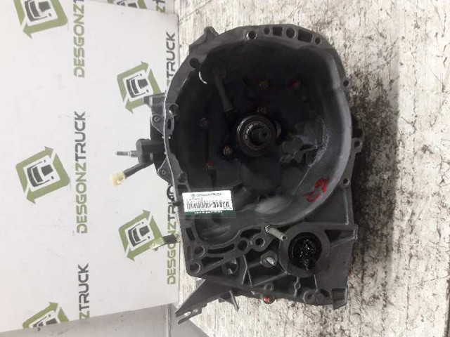 JRQK9K Renault (RVI)