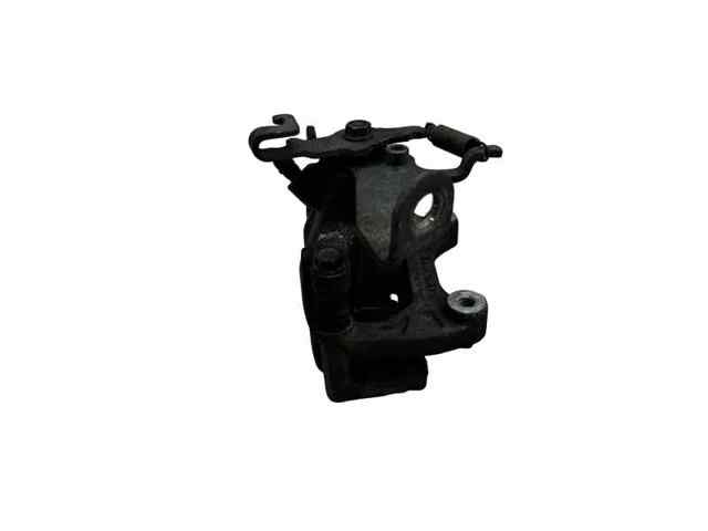Suporte do freio traseiro direito K0Y12698ZA MAZDA