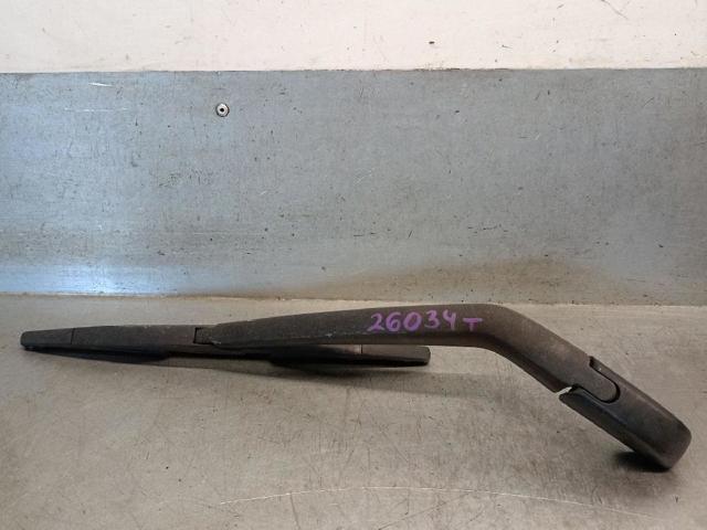 Braço de limpa-pára-brisas de vidro traseiro K68040371AA FIAT