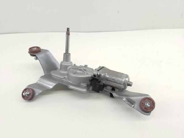 KB7W67450 Mazda