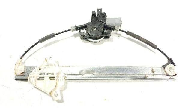 KB7W73590 Mazda