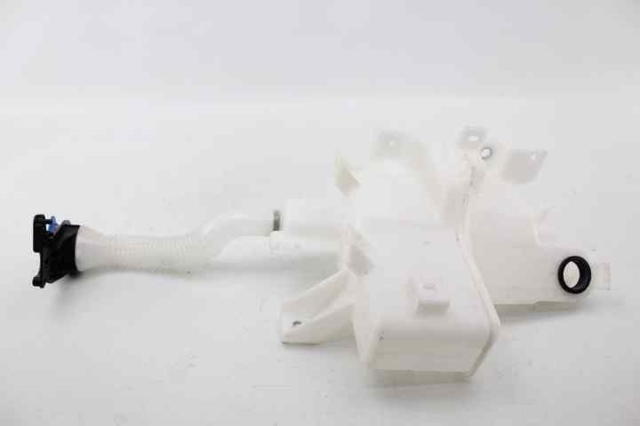 KD4567480 Mazda