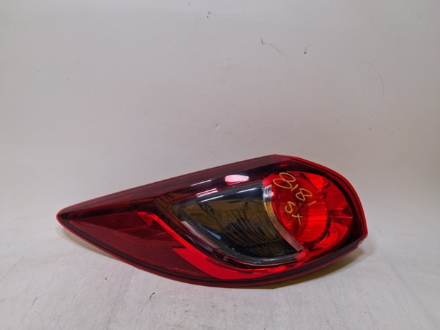 Lanterna traseira esquerda externa KD5451160D MAZDA