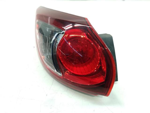 Lanterna traseira esquerda externa KD5451160D MAZDA
