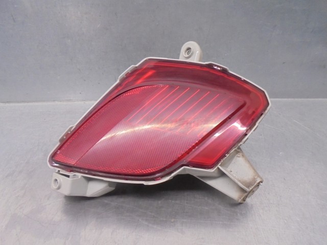 Lanterna de nevoeiro traseira direita KD7751650 MAZDA